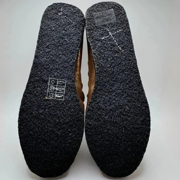 Coach Metallic Gold Rexy Roccasin Slip On Flats Size 7 - Picture 2 of 11